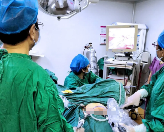 泉州福興婦產(chǎn)再完成一例高難度手術(shù) 醫(yī)技水平不斷提高