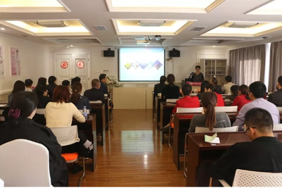 泉州福興婦產(chǎn)醫(yī)院創(chuàng)新服務 孕產(chǎn)婦心理健康評估門診與個體營養(yǎng)分析儀助力母嬰健康